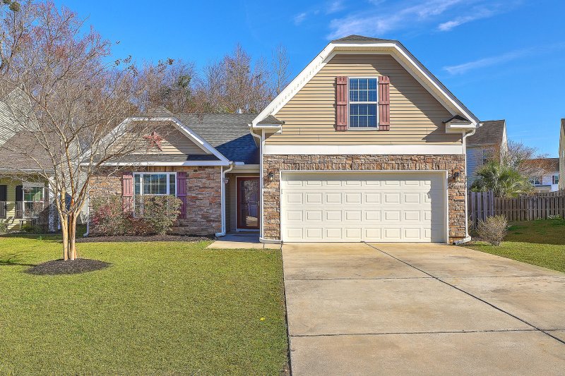 Property image 2 at 976 Cedarfield Lane, Summerville, SC 29483