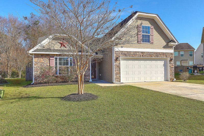 Property image 3 at 976 Cedarfield Lane, Summerville, SC 29483