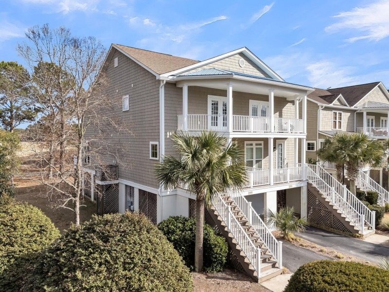 3038 Fraserburgh Way 2200