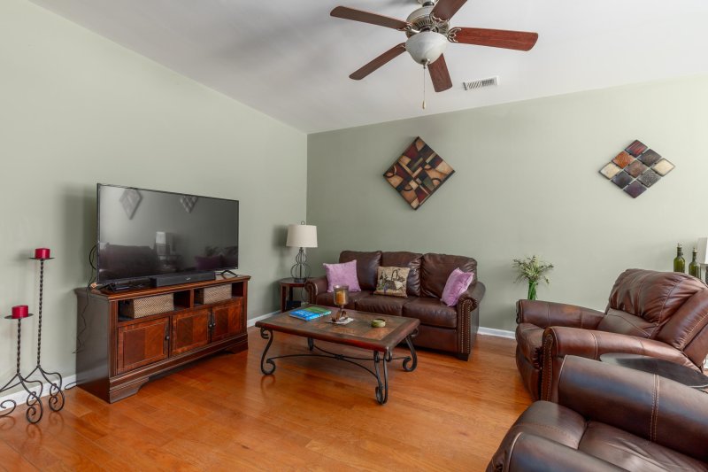 Property image 5 of 858 Bibury Court in Hunt Club, Charleston, SC 29414