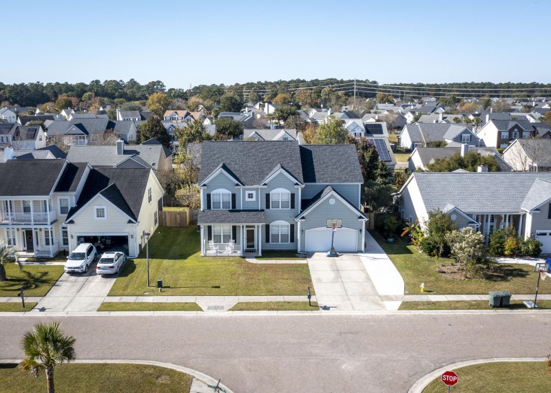 Property image 4 of 7320 Brown Thrasher Court in Tanner Plantation, Hanahan, SC 29410