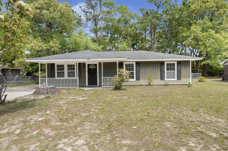 Property image 2 of 3308 Comsee Lane in Island Estates, Johns Island, SC 29455