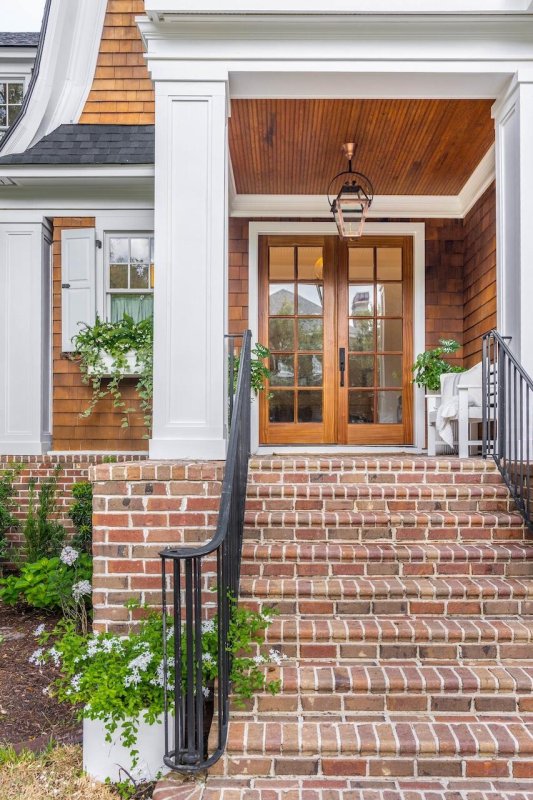 Property image 2 of 232 Delahow Street in Daniel Island Park, Daniel Island, SC 29492