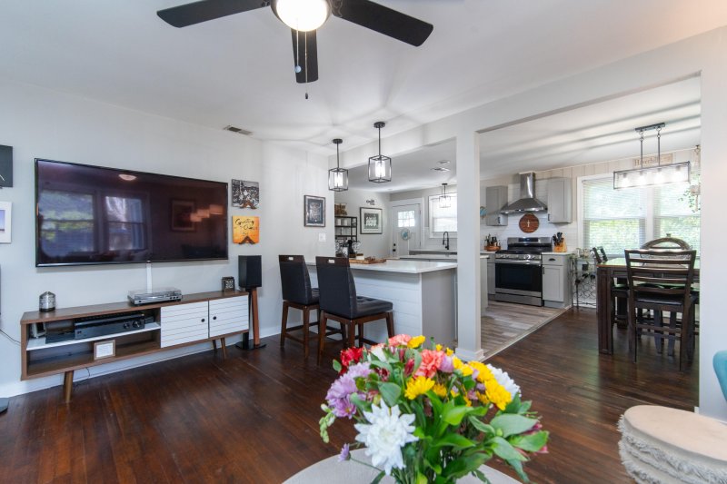 Property image 3 of 1153 Pauline Avenue in Mccalls Corner, Charleston, SC 29412