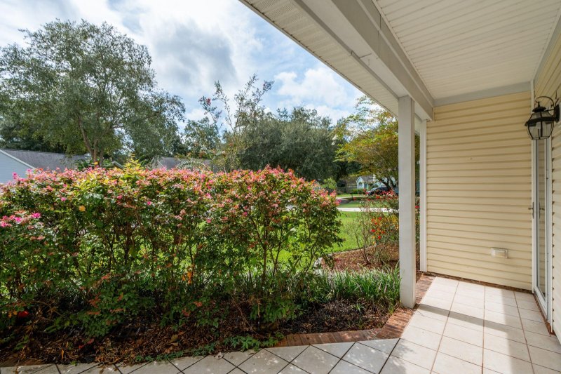 Property image 4 of 109 Thomaston Avenue in Brandymill, Summerville, SC 29485