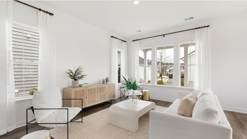 Property image 5 of 106 Ingleside Drive in Carnes Crossroads, Summerville, SC 29486