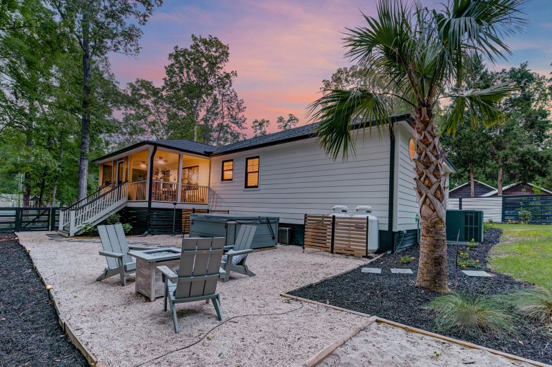 Property image 3 of 128 Paul Drive in East Highland Acres, Summerville, SC 29483