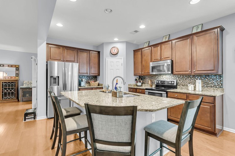 Property image 3 of 1714 Eider Down Drive in Drakesborough, Summerville, SC 29483