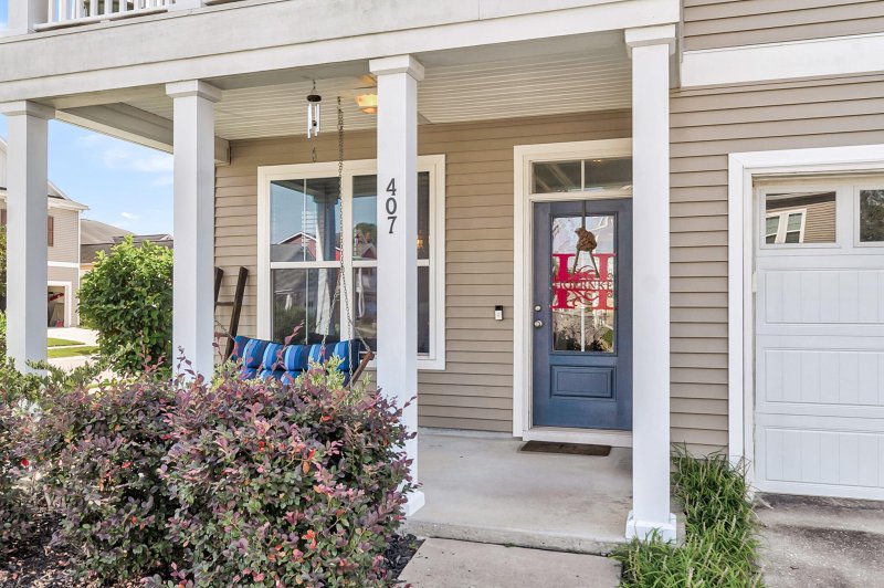 Property image 4 of 407 Freeland Way in Foxbank Plantation, Moncks Corner, SC 29461