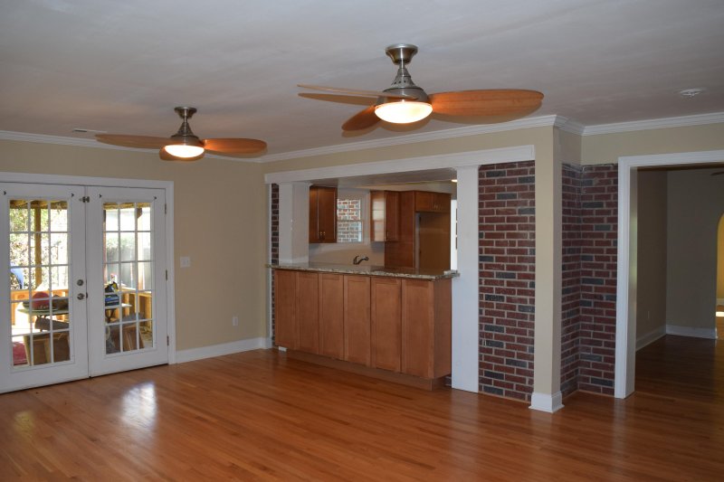 Property image 3 at 721 Longfellow Road, Charleston, SC 29407