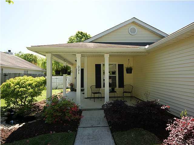 Property image 2 at 221 Lytham Court, Charleston, SC 29414