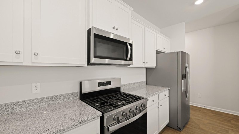 Property image 3 at 804 Long Bluff Road, Summerville, SC 29486