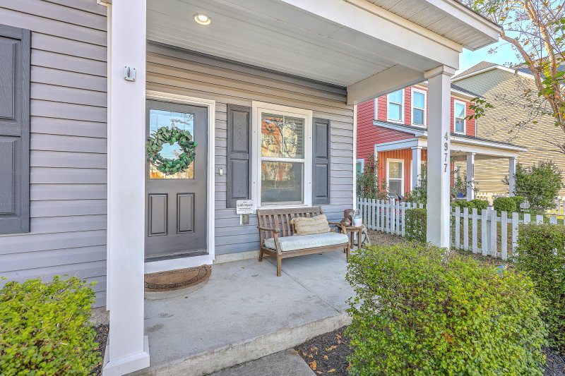 Property image 5 of 4977 Chateau Avenue in Park Circle, North Charleston, SC 29405