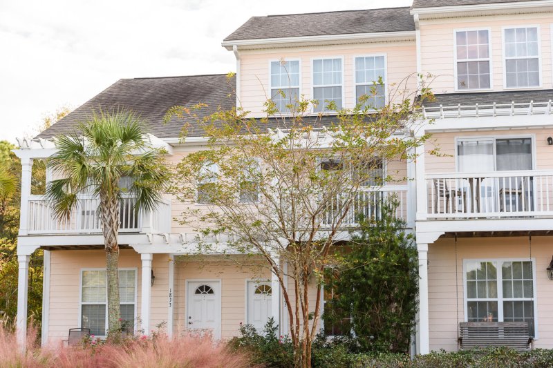 1835 Brittlebush Lane