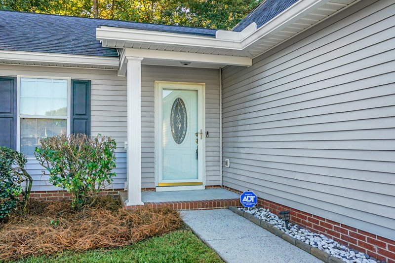 Property image 5 of 407 Ashburton Drive in Devon Forest, Goose Creek, SC 29445