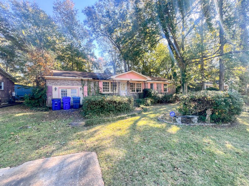 Property image 5 of 2156 Wood Avenue in Springfield, Charleston, SC 29414