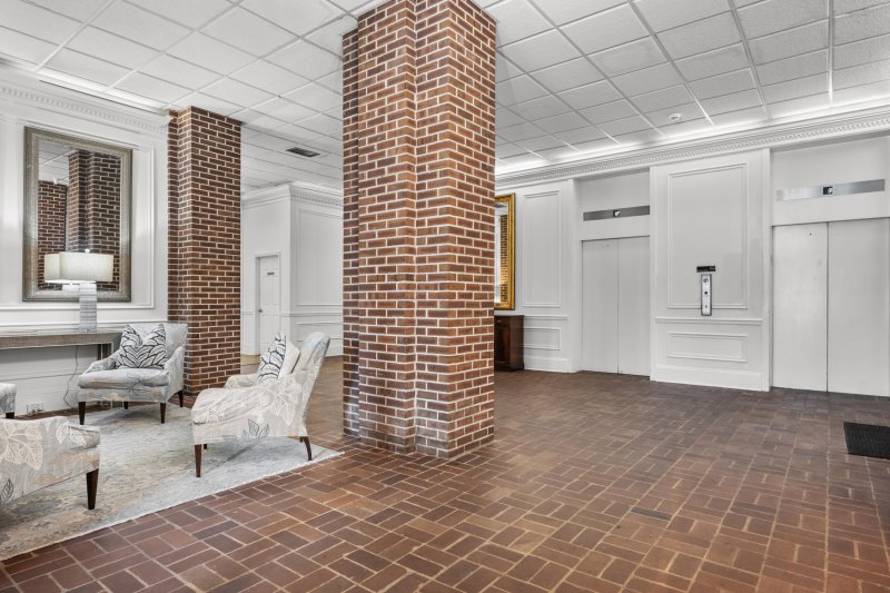 Property image 4 of 14 Lockwood Drive 5i in Ashley House, Charleston, SC 29401