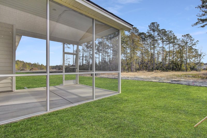 Property image 2 at 218 Red Bluff Street, Summerville, SC 29483