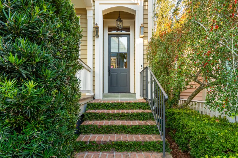 Property image 2 of 66 Sanibel Street in Ion, Mount Pleasant, SC 29464