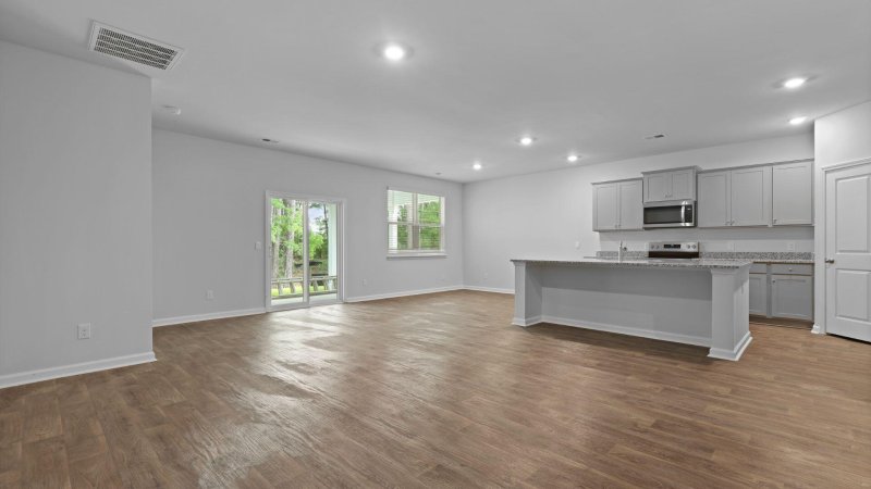 Property image 2 of 8011 Precious Court in Hillcrest, Ravenel, SC 29470