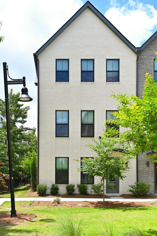 Property image 2 of 1510 Cecile Street in Midtown, Mount Pleasant, SC 29464