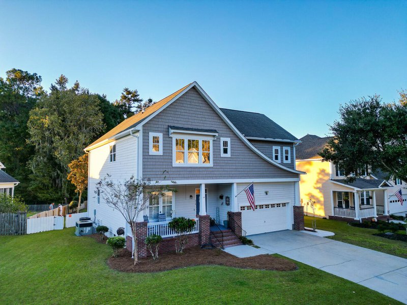 Property image 5 of 218 Carolinian Drive in Legend Oaks Plantation, Summerville, SC 29485
