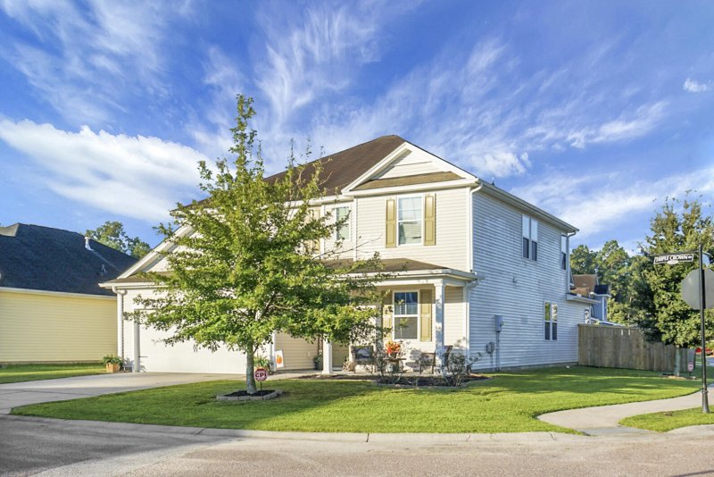 Property image 4 of 121 Triple Crown Road in Fairmont South, Moncks Corner, SC 29461