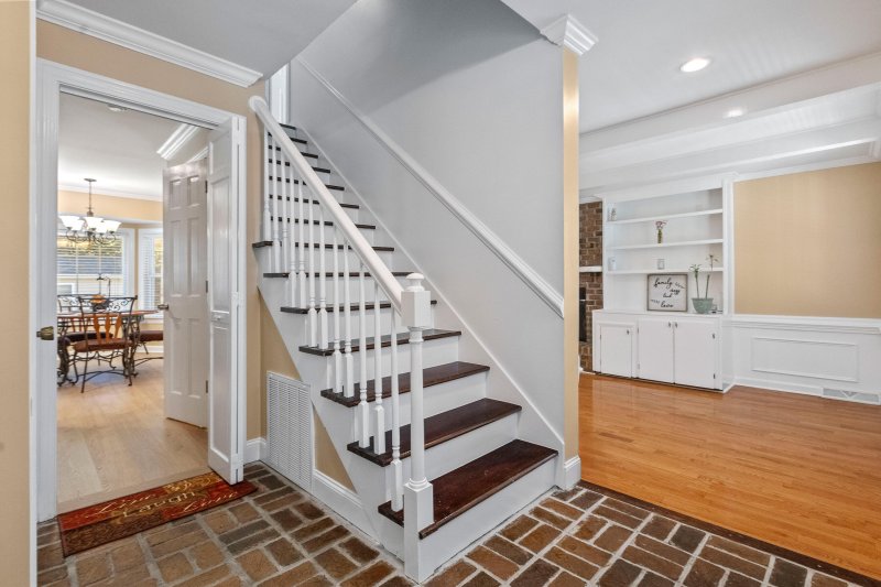 Property image 4 of 946 Melrose Drive Drive in Melrose, Charleston, SC 29414