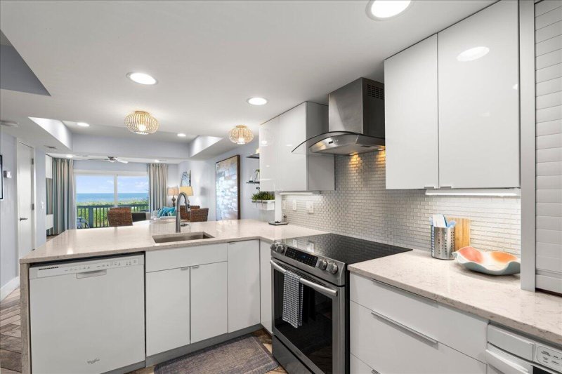 Property image 2 of 4 Harbor Drive K208 in Harbor Island Resort, Saint Helena Island, SC 29920