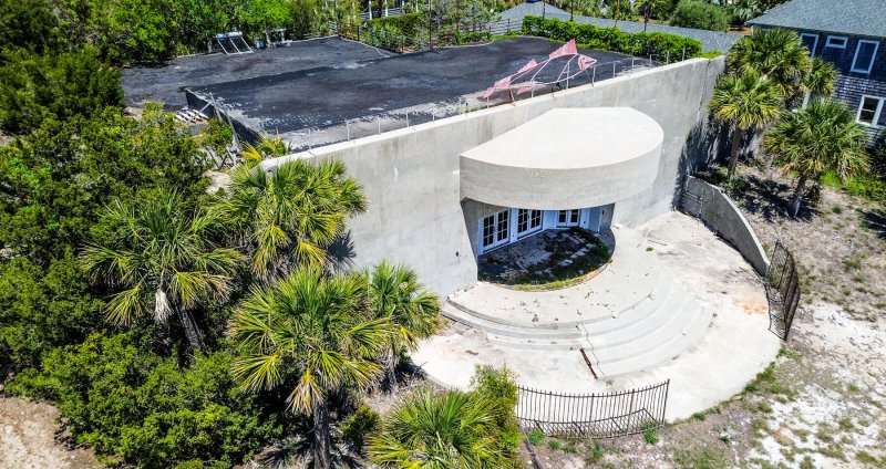 Property image 4 of 3030 Brownell in Marshall Reservation, Sullivans Island, SC 29482