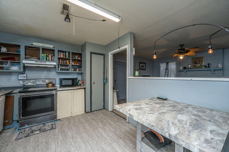 Property image 4 of 1004 Miles Jamison Road in Greenhurst, Summerville, SC 29485