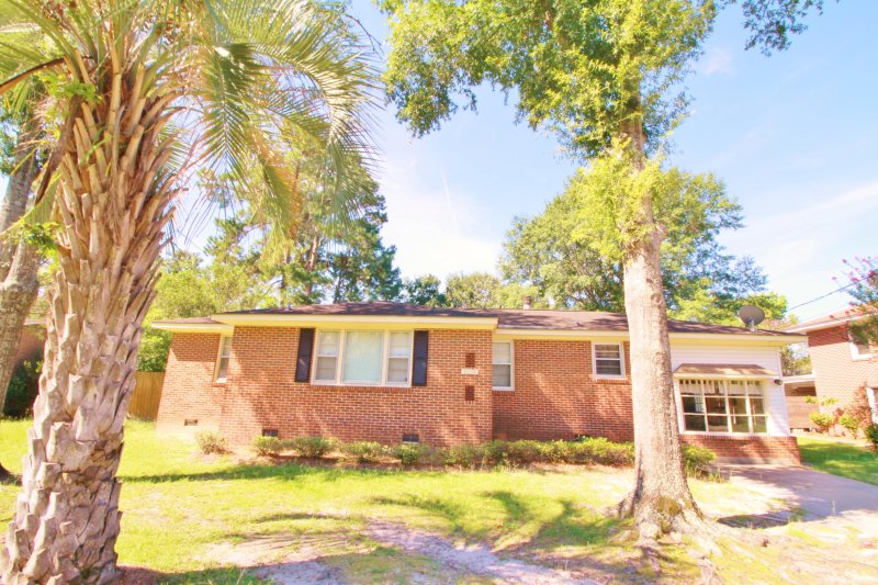 Property image 2 at 6009 Meadowcliff Avenue, Hanahan, SC 29410