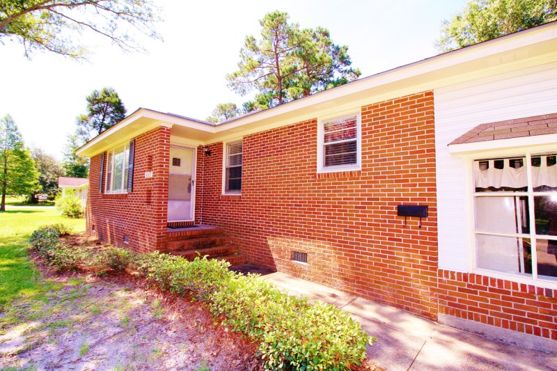 Property image 3 at 6009 Meadowcliff Avenue, Hanahan, SC 29410