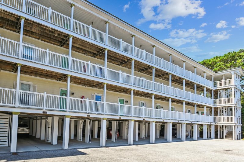 The Palmettos at Folly, Charleston Community
