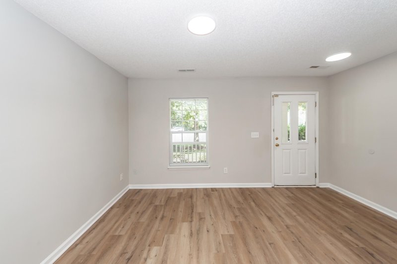 Property image 5 of 5009 Wigmore Street in Wescott Plantation, Summerville, SC 29485