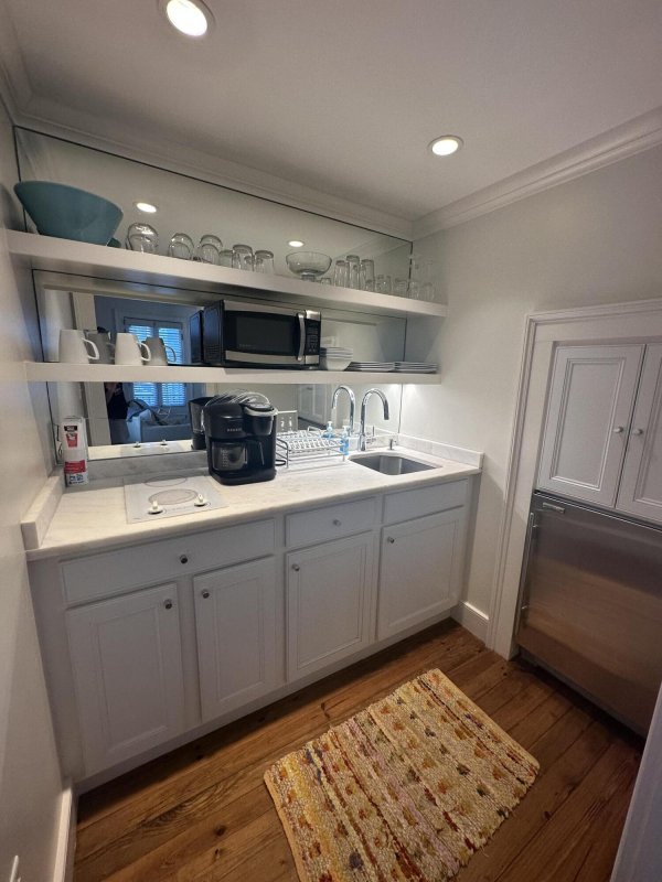 Property image 5 of 9 West Street 1 in Harleston Village, Charleston, SC 29401