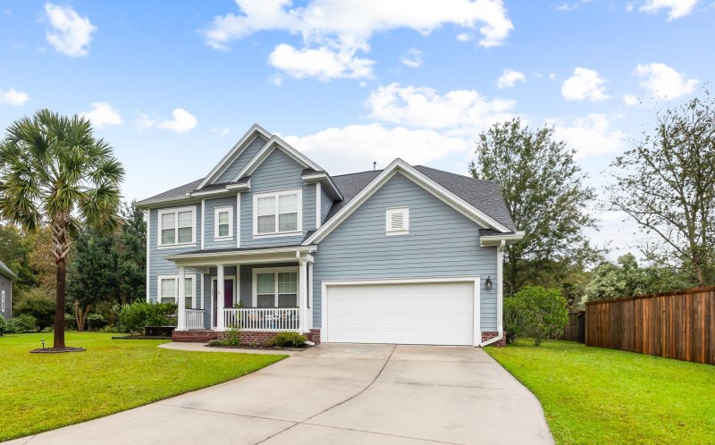 Property image 2 of 102 Plank Court in Legend Oaks Plantation, Summerville, SC 29485