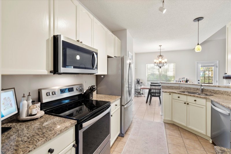 Property image 4 at 2050 S Smokerise Way, Mount Pleasant, SC 29466