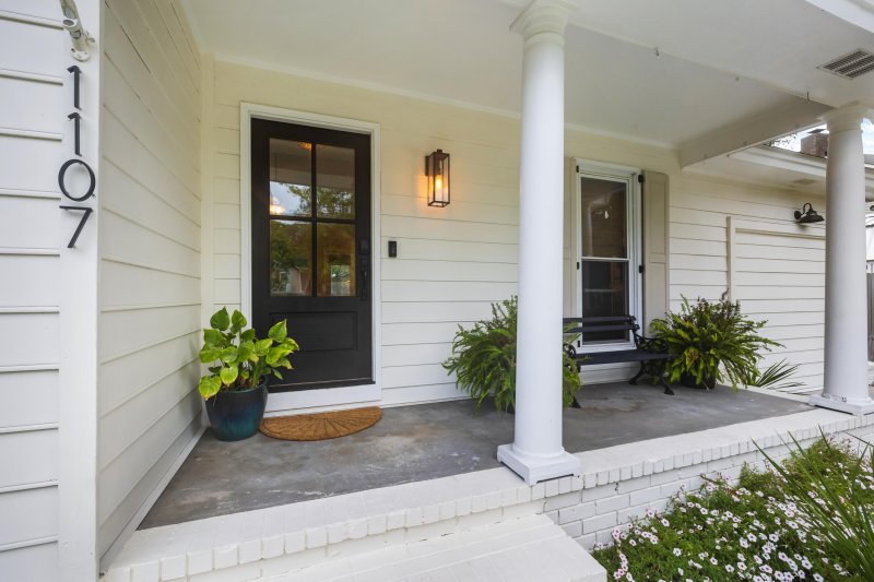 Property image 5 of 1107 Port Harbor Court in Harborgate Shores, Mount Pleasant, SC 29464