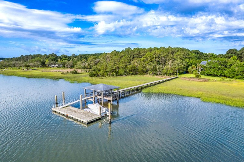 Property image 5 of 2287 Shoreline Drive in Shoreline Farms, Johns Island, SC 29455