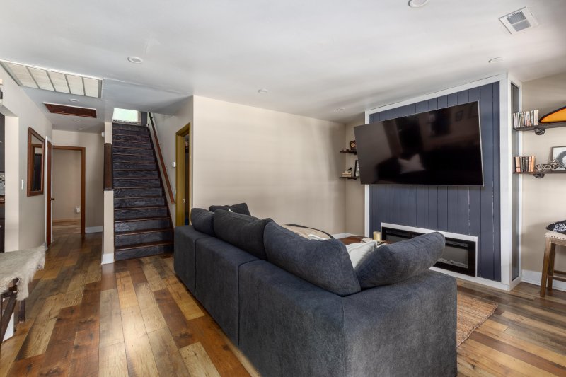 Property image 4 at 5904 Hagood Avenue, Hanahan, SC 29410