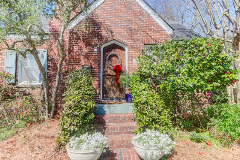 Property image 3 at 134 Dunnemann Avenue, Charleston, SC 29403