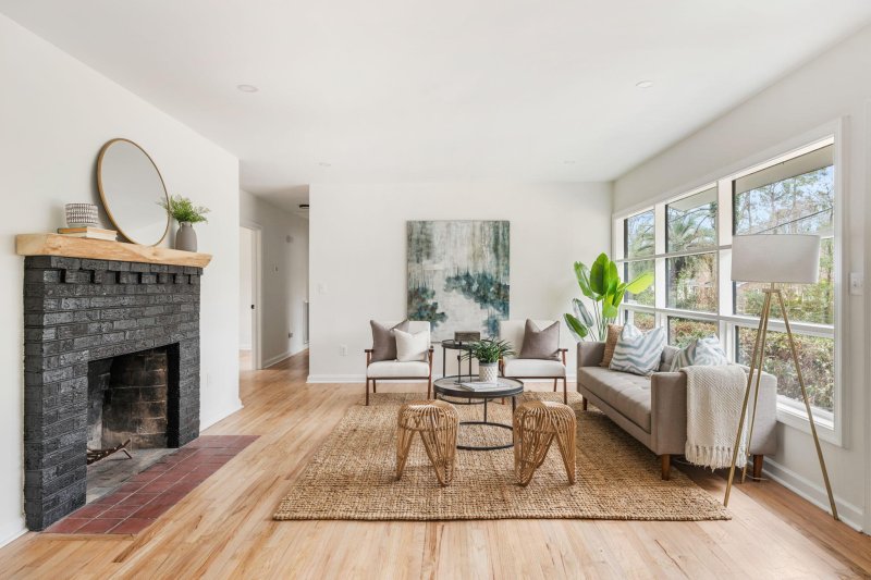 Property image 2 at 318 Ashley Drive, Summerville, SC 29485