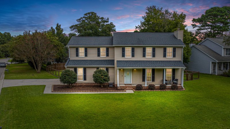 Property image 2 of 2040 Comingtee Lane in Longpoint, Mount Pleasant, SC 29464