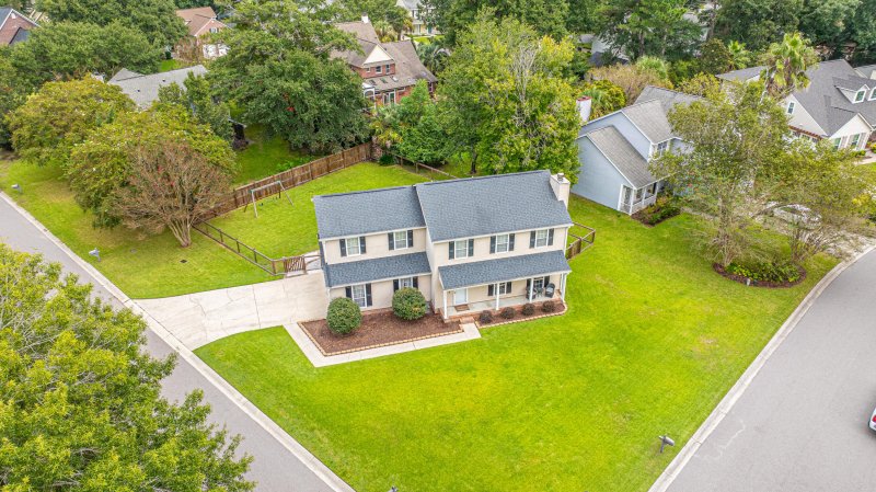 Property image 5 of 2040 Comingtee Lane in Longpoint, Mount Pleasant, SC 29464
