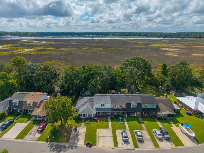 Property image 2 of 5027 Popperdam Creek Drive in Forest Hills, North Charleston, SC 29418
