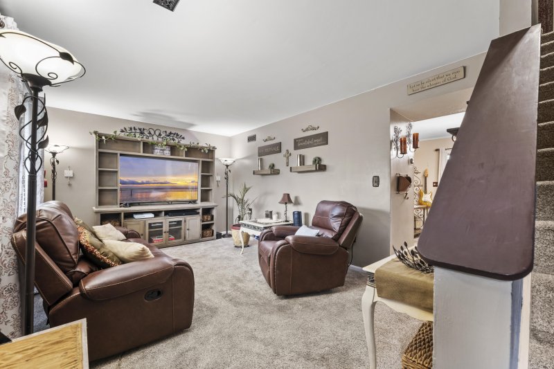 Property image 4 of 5027 Popperdam Creek Drive in Forest Hills, North Charleston, SC 29418