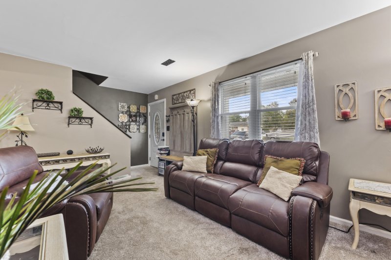 Property image 5 of 5027 Popperdam Creek Drive in Forest Hills, North Charleston, SC 29418