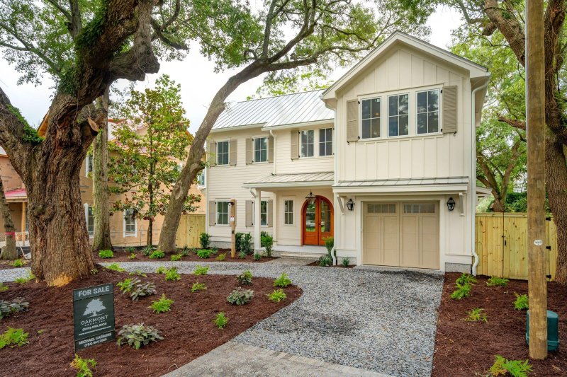 Property image 2 at 743 Hills Street, Mount Pleasant, SC 29464