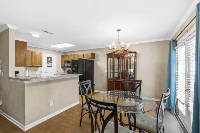 Property image 5 of 8990 Buck Run Court in Deer Park, North Charleston, SC 29406